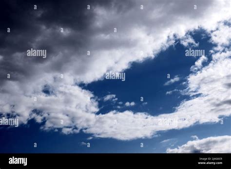 Beautiful White Cloud Hi Res Stock Photography And Images Alamy