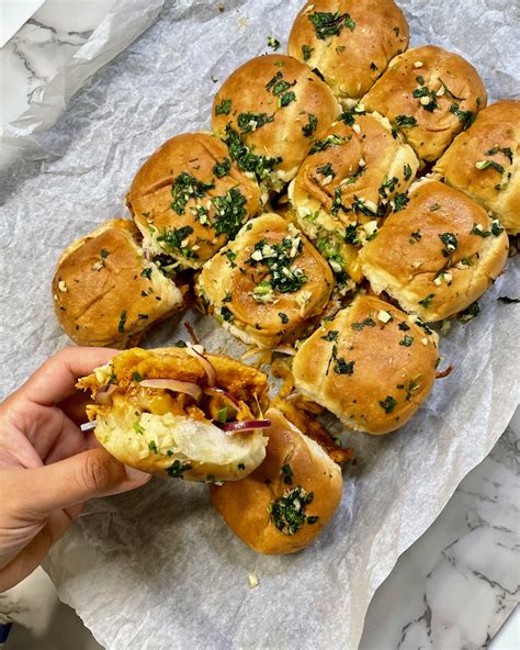 Tandoori Chicken Sliders A Perfect Appetizer Stew With Saba