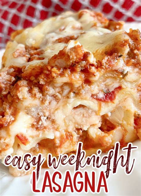 This Easy Weeknight Lasagna Is Loaded With Meat And Cheese