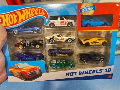 T Hunted Novos Packs Da Hot Wheels Miniaturas Interessantes