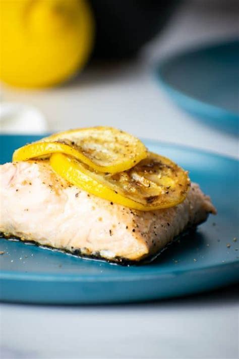 How To Cook Salmon With Skin On In The Kitch