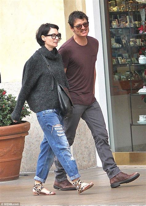Game Of Thrones stars Lena Headey and Pedro Pascal enjoy shopping trip ...