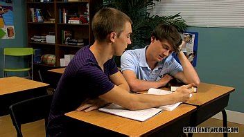 Gay Cuties Aula A La Mierda XVIDEOS