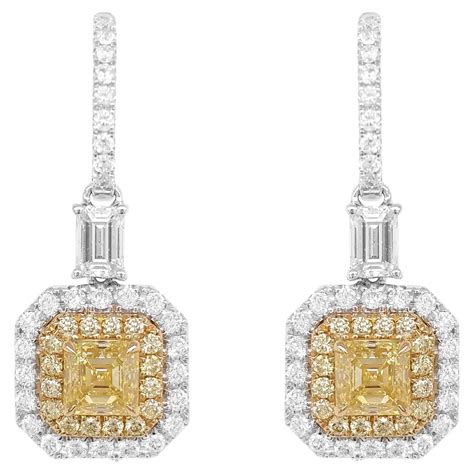 Diamond Earrings Drop 18K Yellow Gold Modern Organic For Sale at 1stDibs