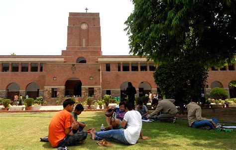 Sc Refuses To Stay Hc Order Asking St Stephen S College To Follow Du