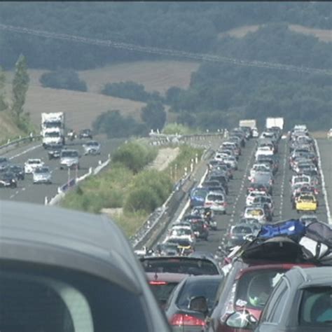 Video Siete Kil Metros De Retenciones A La Altura De Armi N