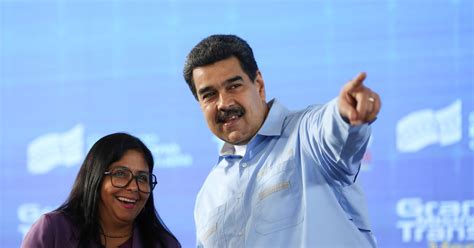 El aliado de Maduro hace una rara aparición en la asamblea del grupo