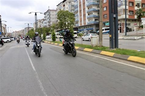 Trabzon da motosiklet tutkunları gaziler için kenti turladı Haberler