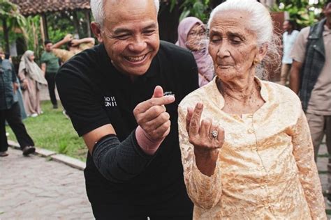 Begini Tanggapan Ganjar Pranowo Terhadap Pernyataan Ade Armando Soal