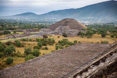 Visitantes acuden a Teotihuacán a recibir la primavera Enfoque Noticias