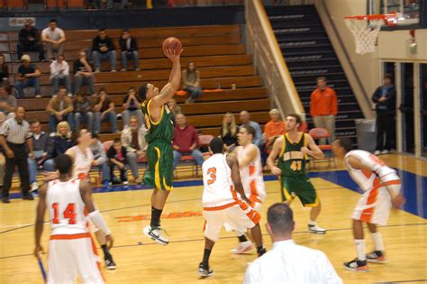 Pepperdine Waves Vs Usf Jump Shot 2 Marcus Cooke Flickr