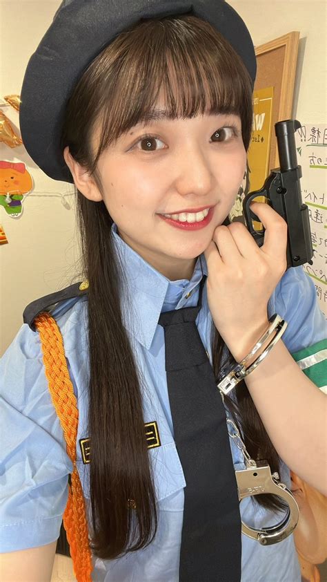 水谷若葉🌱🧡 On Twitter ちゃんと手錠も拳銃もあるよ👮 ️‍🔥