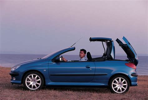 Cc Il Ritorno Alla Coup Cabriolet Di Peugeot