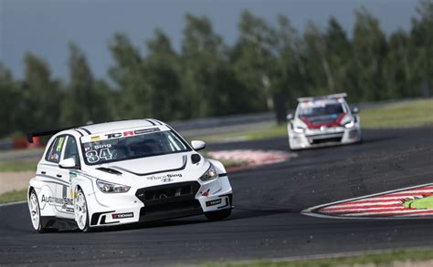 Patrick Sing Startet Im Hyundai I N Tcr In Der Adac Tcr Germany