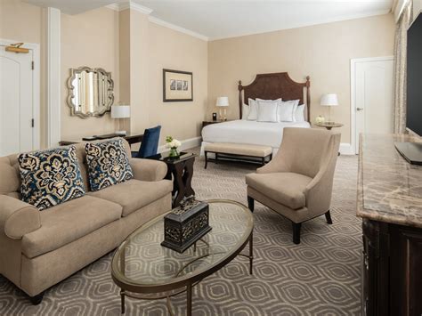 Standard Rooms | The Roosevelt New Orleans