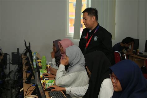 Pelatihan Desain Grafis Di Universitas Mulia Balikpapan Situs Web