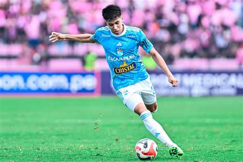 Un Futbolista De Sporting Cristal Anunci Su Salida Del Club