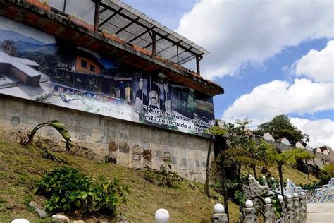 Tripadvisor Pablo Escobar Tour Aangeboden Door Discovering Medellin