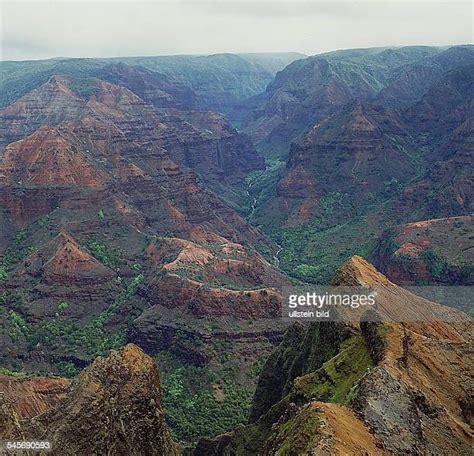 Waimea Kauai Photos And Premium High Res Pictures Getty Images