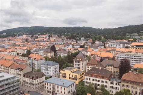 La Chaux De Fonds Balade à Travers La Cité Horlogère Aay