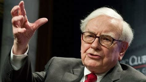 Por qué el tercer hombre más rico del mundo Warren Buffett está