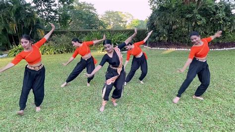 A Dance Cover On Apsara Aali By Priyamz Divine Dancers Youtube