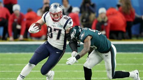 Gronkowski Shares What Eagles & Others Have 'To Win Now'