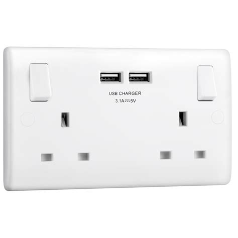 Bg A Low Profile Sp Usb Switched Socket Gang A Toolstation