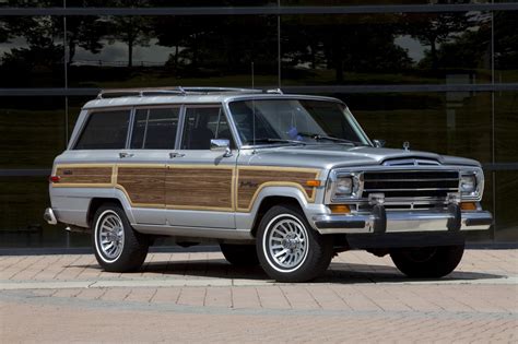 2018 Jeep Wagoneer - over than $140k! Rumors, Specs, Price @ Jeep