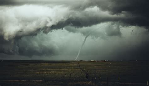 ¿cómo Se Forman Los Tornados Fundación Aquae