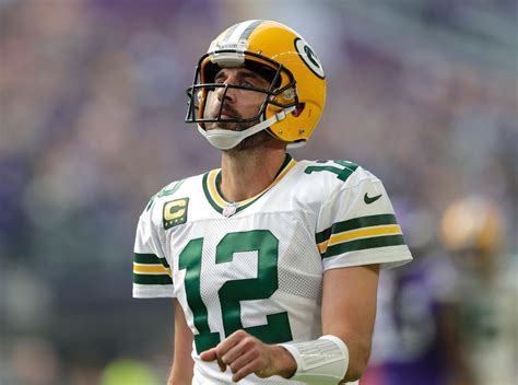 Aaron Rodgers Trade Is Official According To Adam Schefter