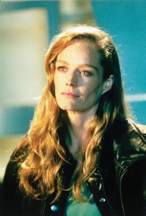 Suzy Amis