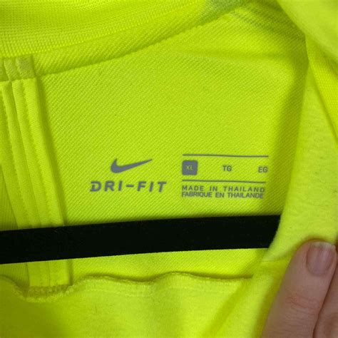 Nike Manchester City Dri Fit Neon Yellow Pullover Siz Gem