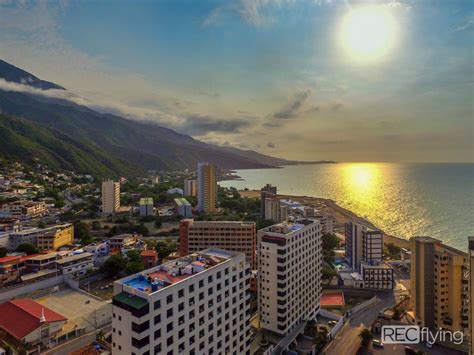 Atardecer En Macuto Litoral Central Estado Vargas Venezuela