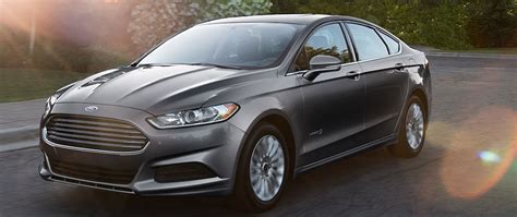 2016 Ford Fusion Hybrid | LaFayette Ford