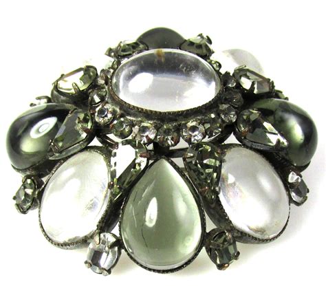 A Gorgeous Vintage Schreiner Ny Brooch This Is Dome Shaped With