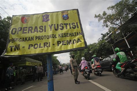 Ppkm Di Kota Surabaya Turun Ke Level