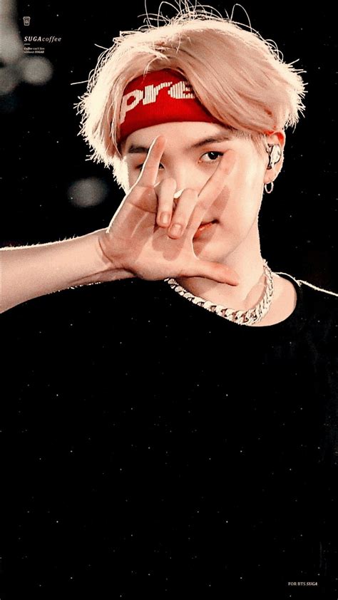 Yoongi Wallpaper Credits To Twitter Lockszcreenbts Yoongi Suga