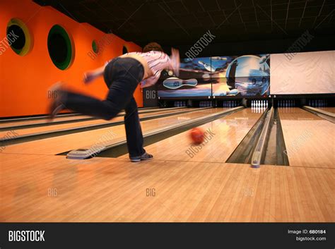 Tenpin Bowling Image & Photo (Free Trial) | Bigstock