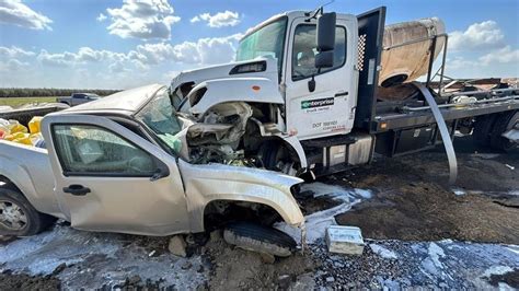 One dead in Tulare County crash involving a flatbed truck carrying milk