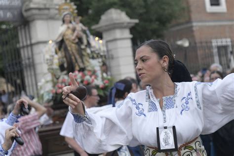 Fotos Procesi N De La Virgen Del Carmen En El Barrio Vallisoletano De