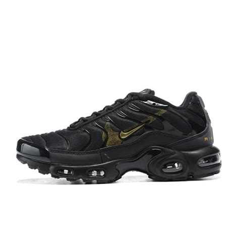 Basket Nikes Airs Max Tn Plus Txt Chaussures De Running Homme Le Noir