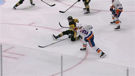 Nyi Pit Reilly Scores Goal Against Alex Nedeljkovic Nhl