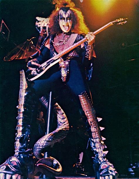 Rock And Roll Banda Kiss Gene Simmons Kiss Vinnie Vincent Kiss