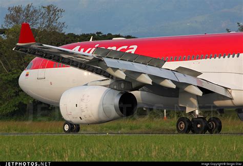 N969AV Airbus A330 243 Avianca Sergio Diaz JetPhotos