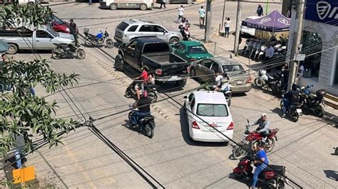 Dos Lesionados Por Accidente Vial En Huejutla Uno Con Heridas Graves