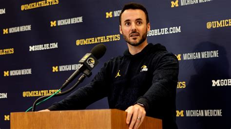 What Jesse Minter said about Michigan football defense in spring ball