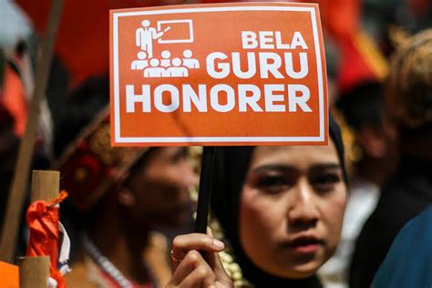 Masih Ada 5 Ribuan Guru Honorer Karawang Menanti Diangkat Jadi PPPK