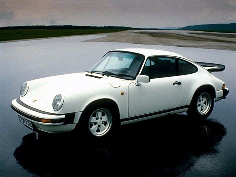 Porsche 911 32 Carrera Club Sport — Supercar Nostalgia