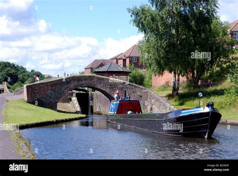 Smethwick Old Main Line Canal, Birmingham, West Midlands, England, UK Stock Photo - Alamy